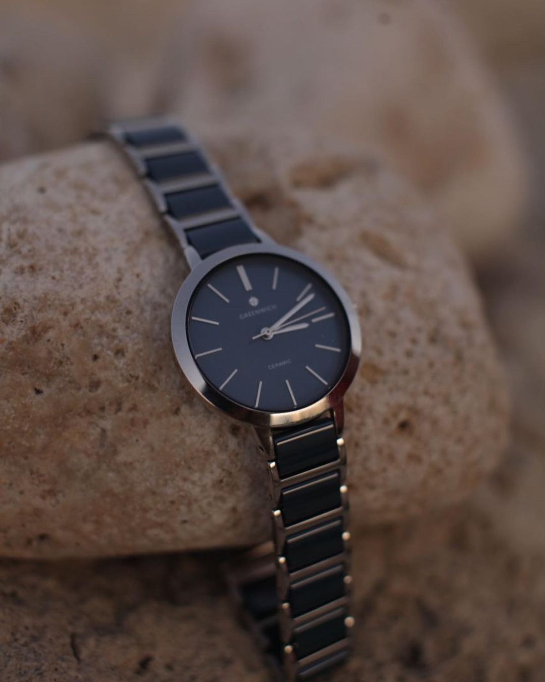 Коллекция классических часов Fortune с высокотехнологичными керамическими браслетами. 